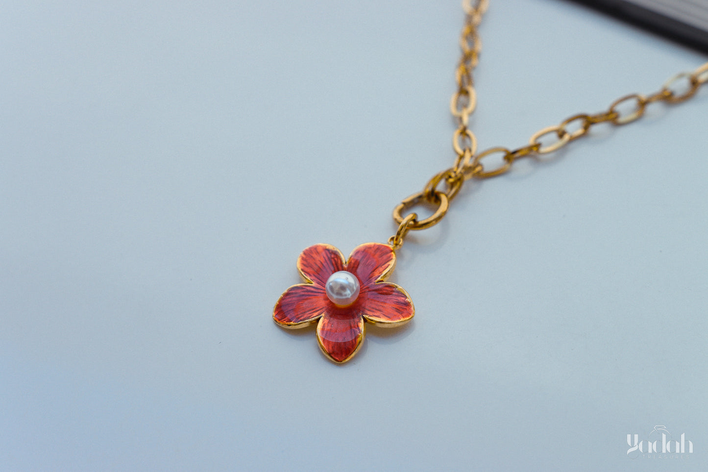 Linaje Necklace