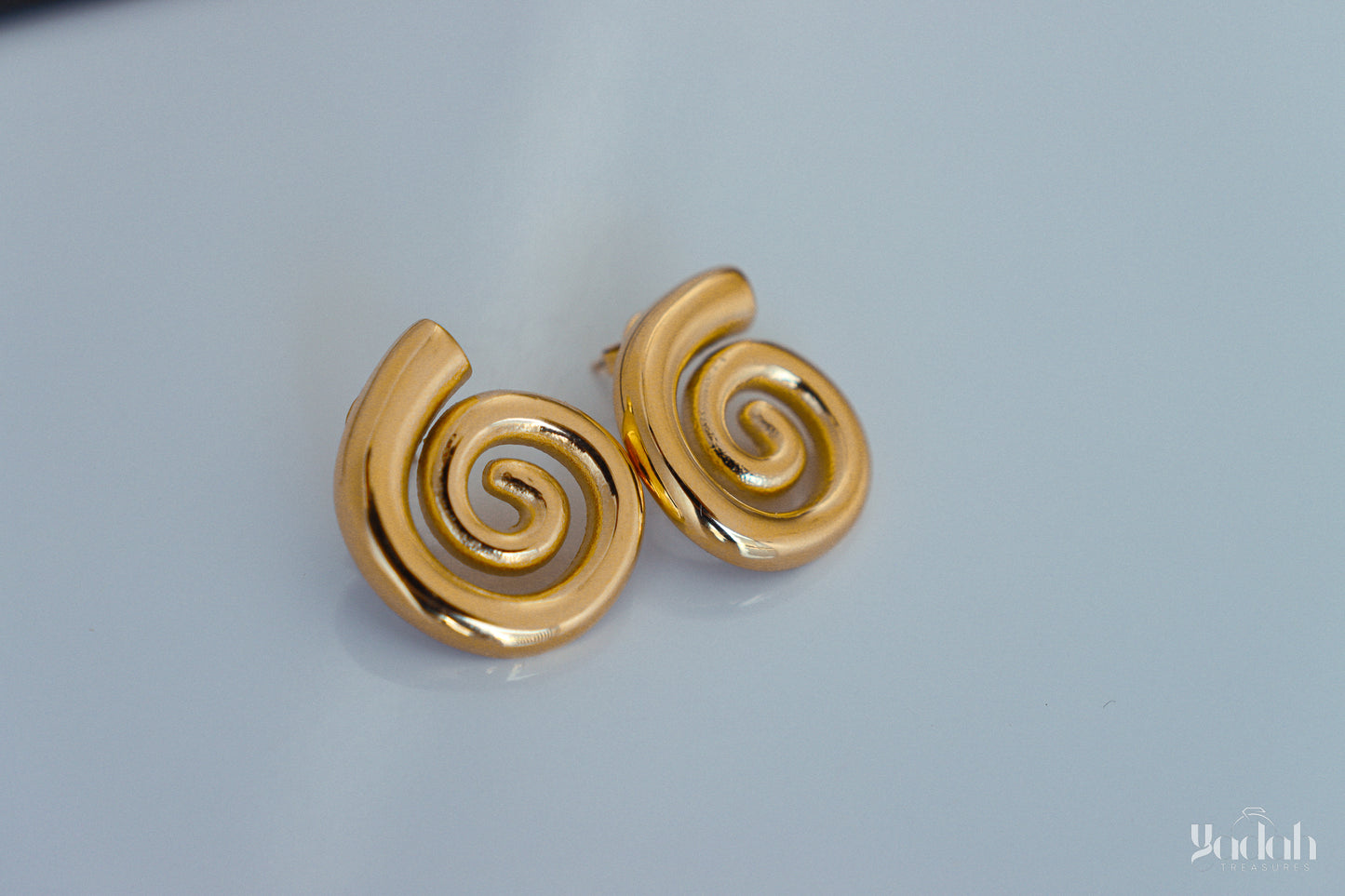 Vueltas Earrings