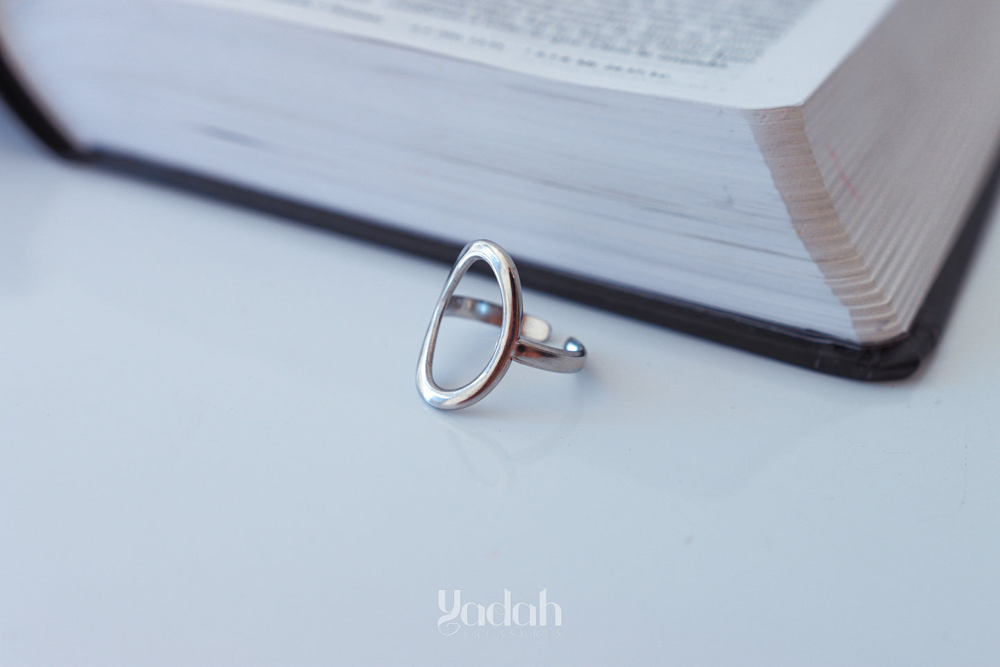 Oval Ring