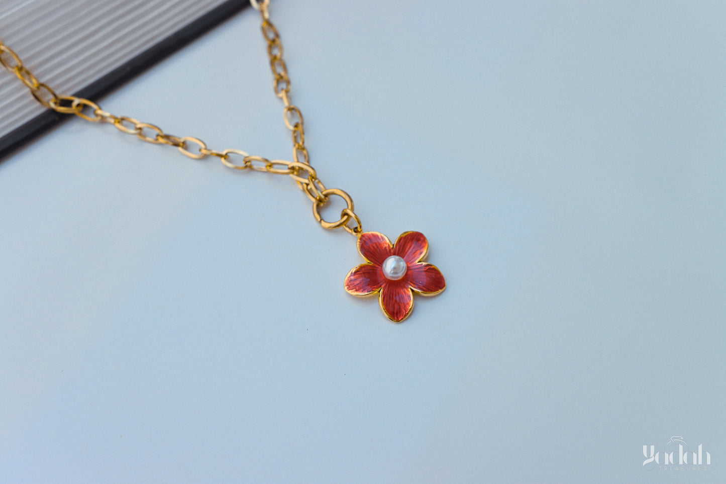 Linaje Necklace
