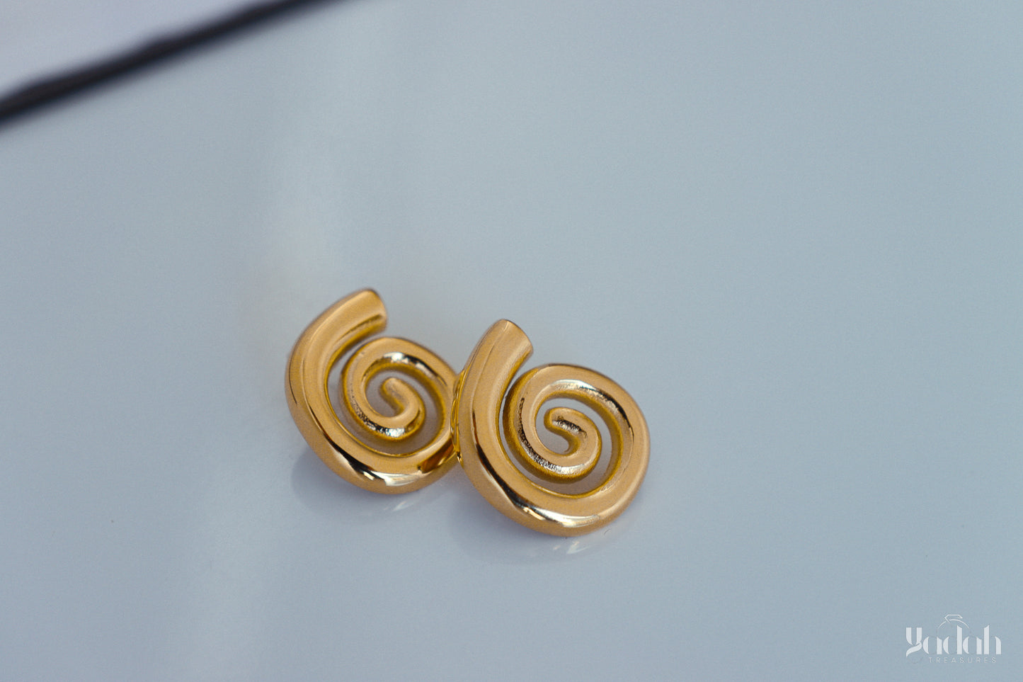 Vueltas Earrings