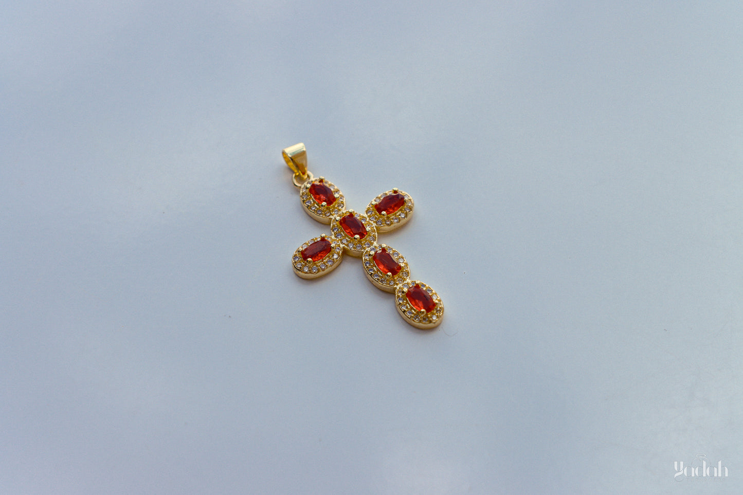 Cruz Roja Charm