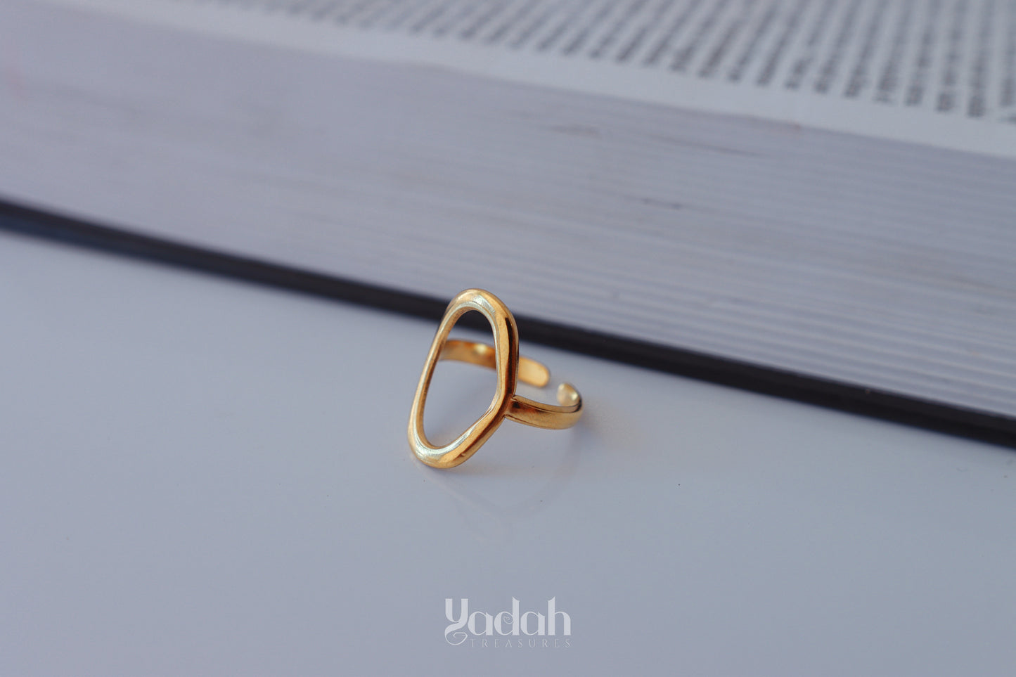 Oval Ring