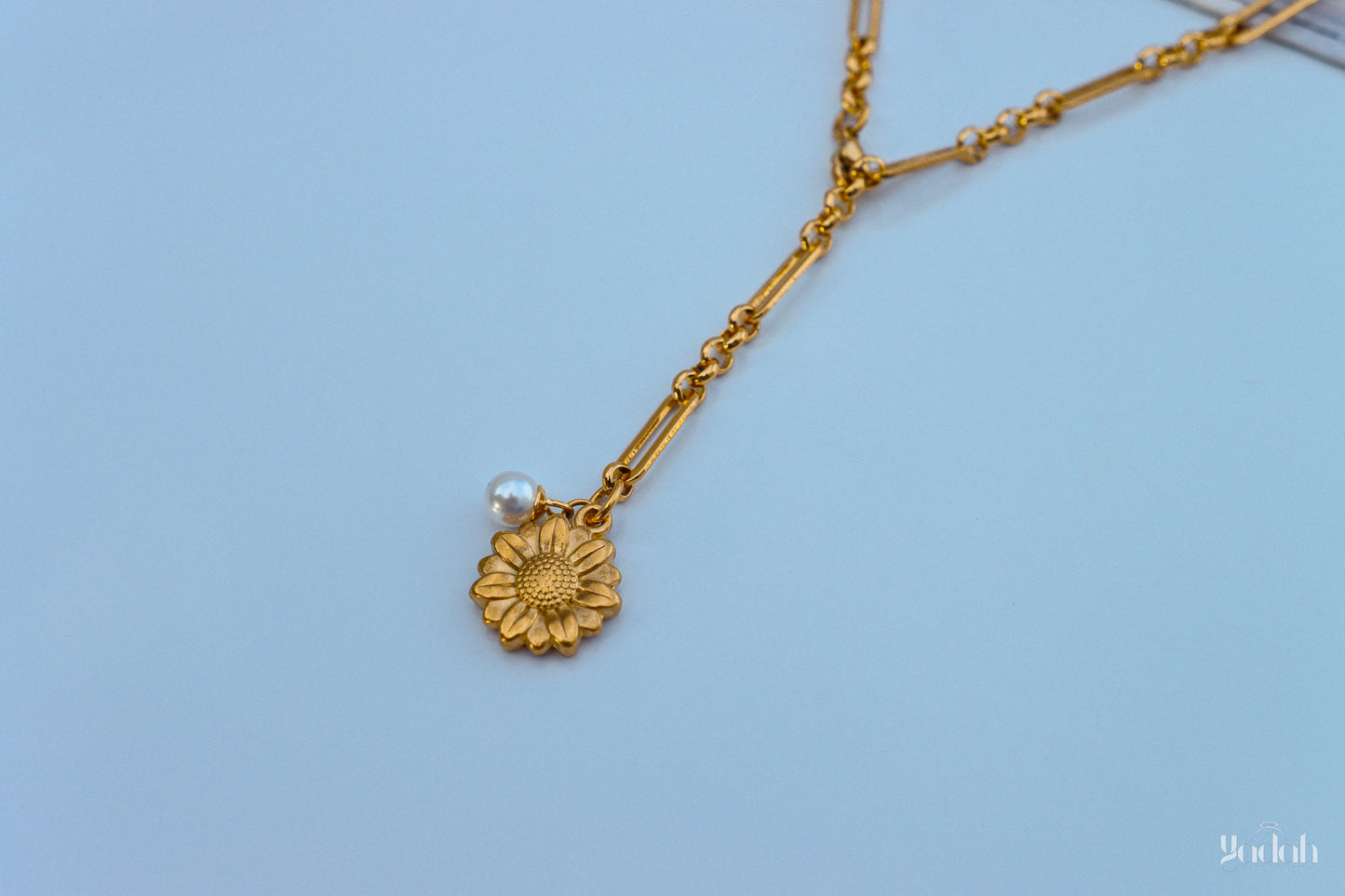 Florece Necklace
