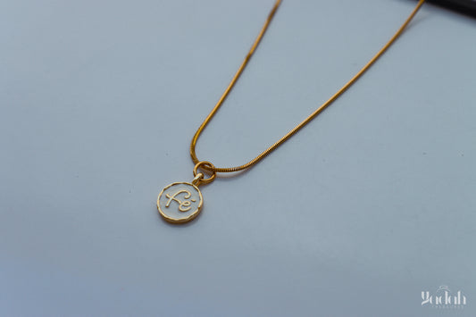 Fe Necklace