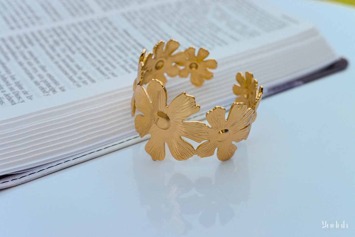 Crecer Bangle