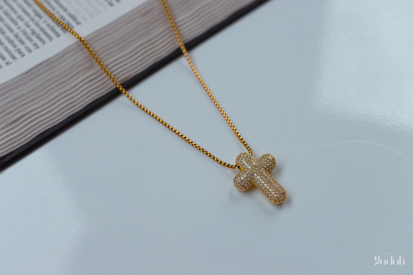 Chen Gold Necklace