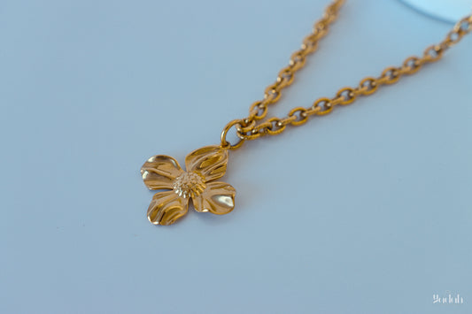 Costa Necklace